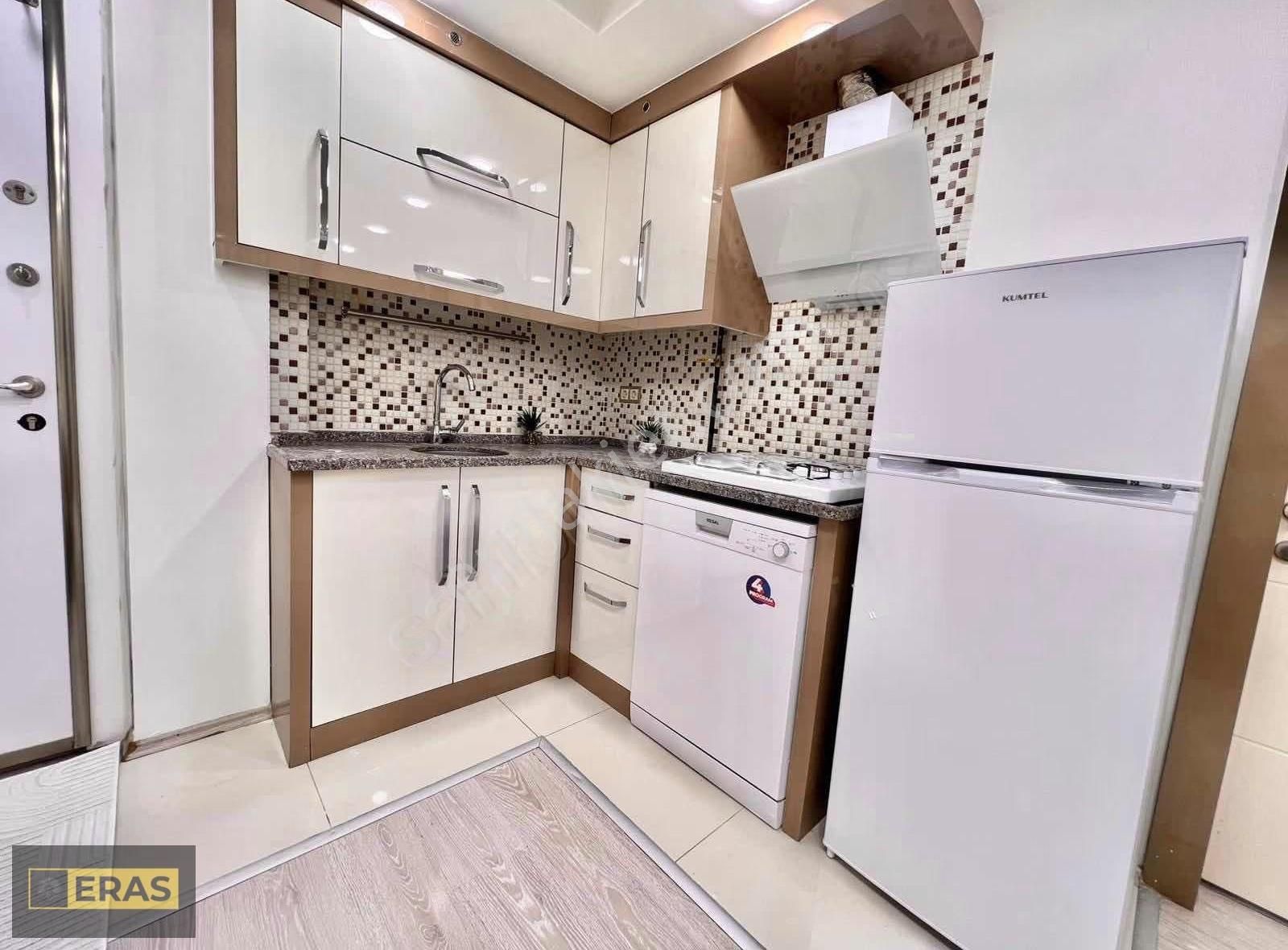 İstiklal Mahallesinde Satılık 1+1 Apart - Görsel 3