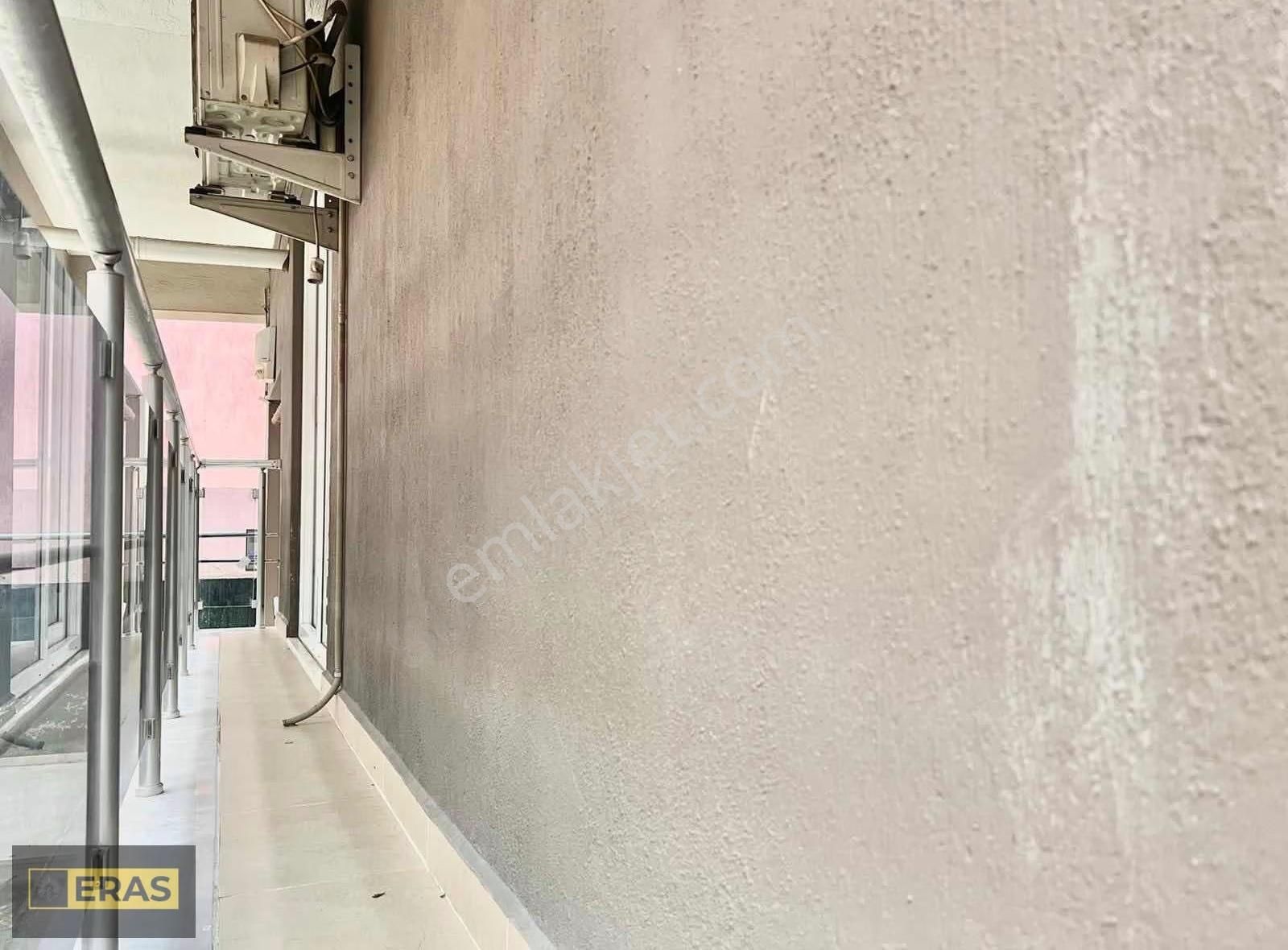 İstiklal Mahallesinde Satılık 1+1 Apart - Görsel 10