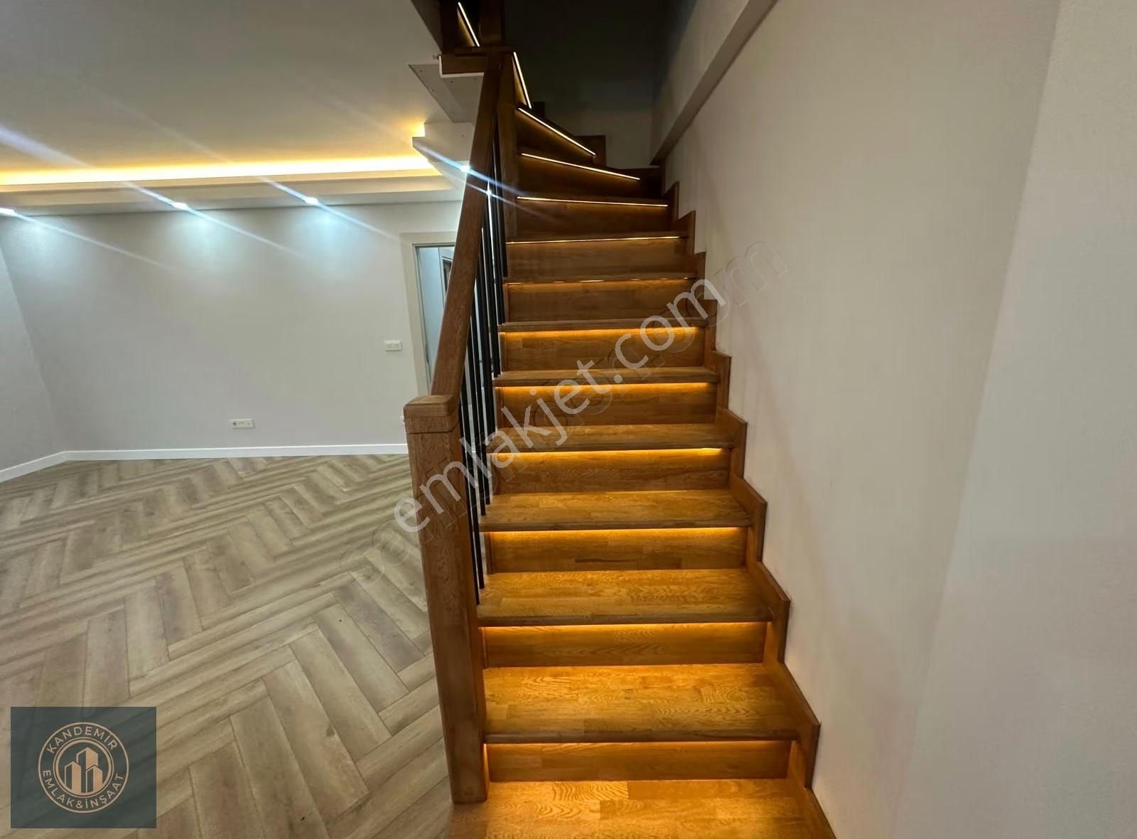 Namık Kemal'de 4+1 185 M2 Kaliteli İşçilik Satılık Daire - Görsel 3