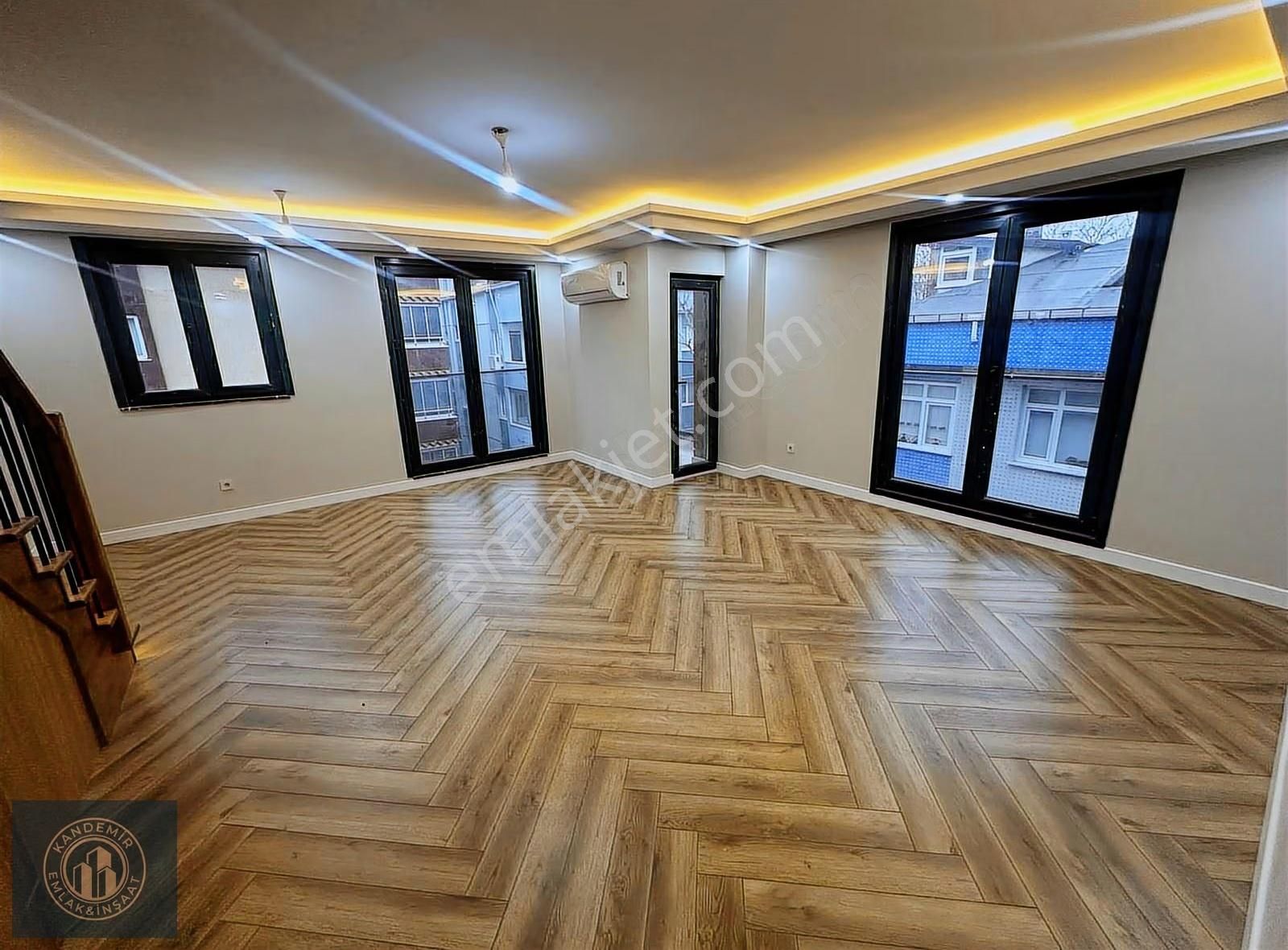 Namık Kemal'de 4+1 185 M2 Kaliteli İşçilik Satılık Daire - Görsel 15