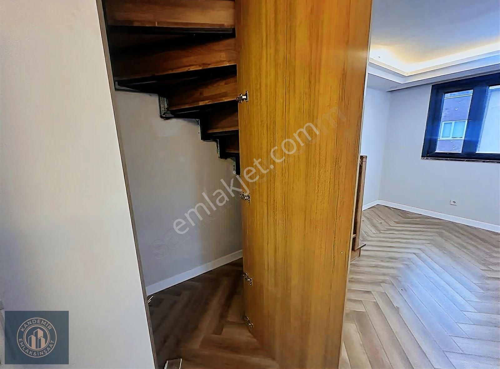 Namık Kemal'de 4+1 185 M2 Kaliteli İşçilik Satılık Daire - Görsel 26