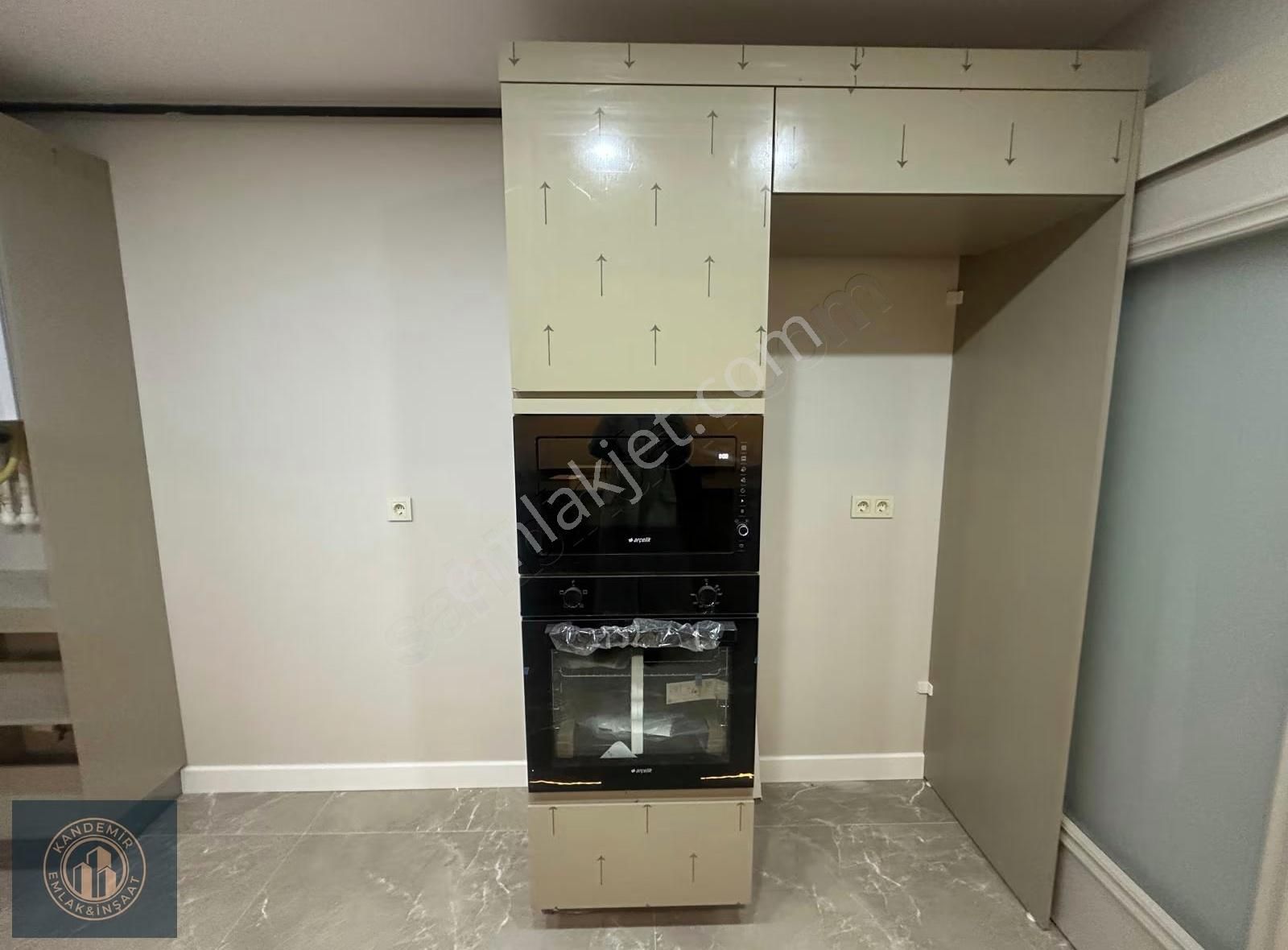 Namık Kemal'de 4+1 185 M2 Kaliteli İşçilik Satılık Daire - Görsel 24