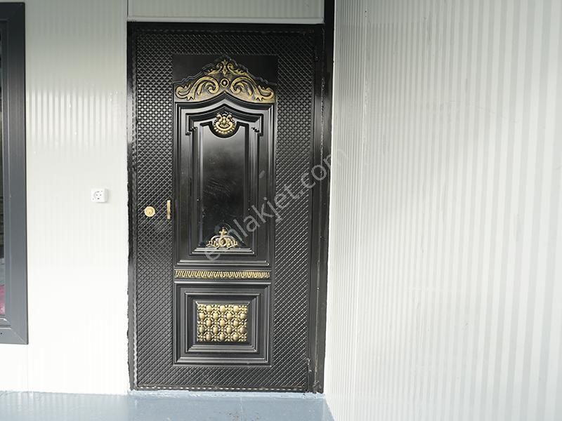 C21 Cius; Kumsaz’da Bahçeli–teraslı Yazlık Prefabrik Ev - Görsel 2