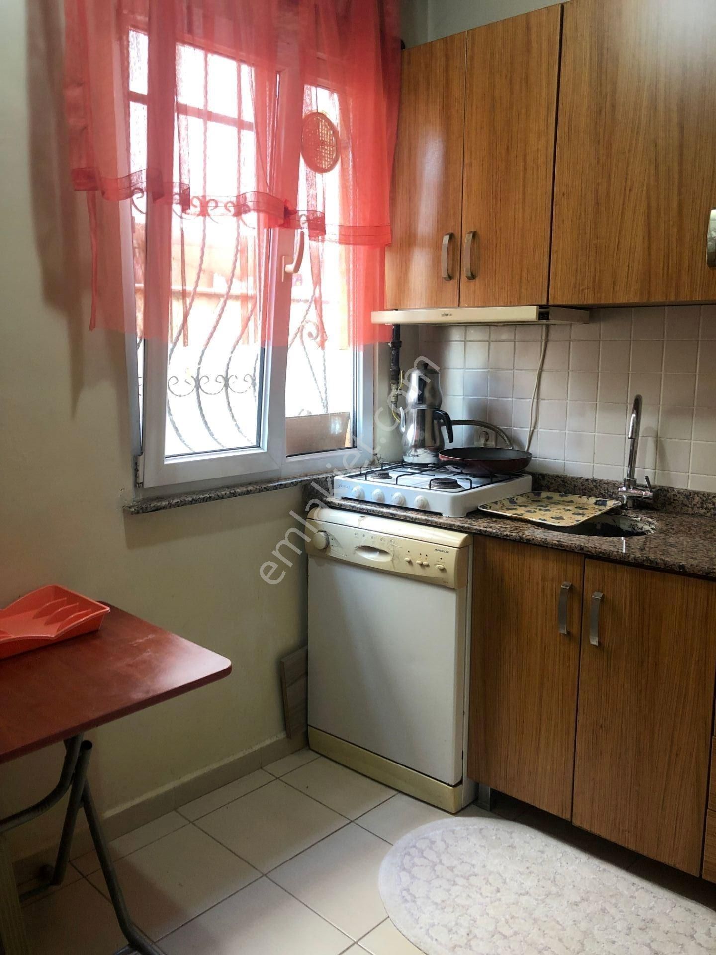 Ataşehir, Yeditepe Üniv. Yakın Konumda, 19 Mayıs Cd Üzerinde Eşyalı 2+1 - Görsel 6