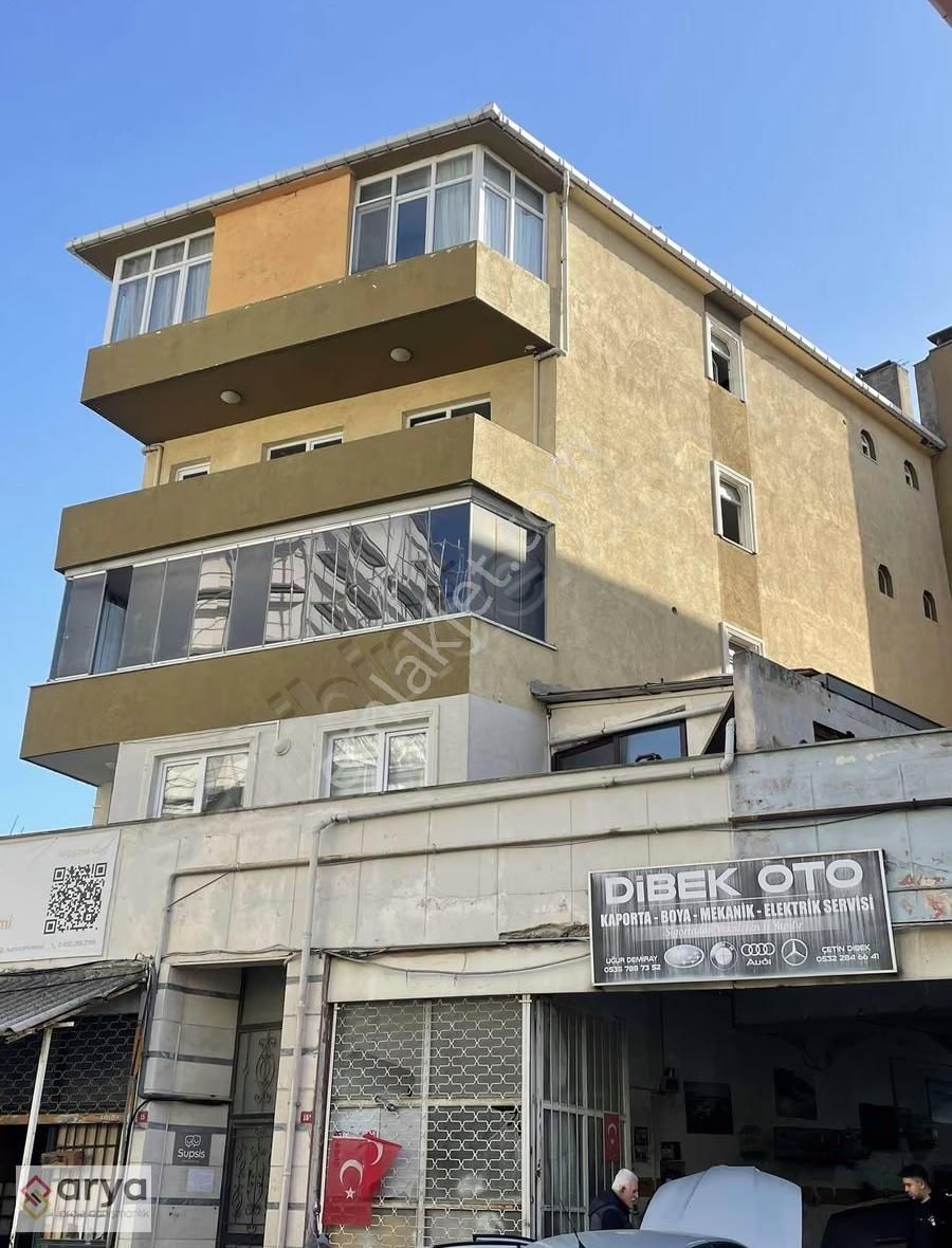 Çınardere Caddesi Üzerinde,geniş ,çift Balkon Satılık 3+1 Daire - Görsel 2