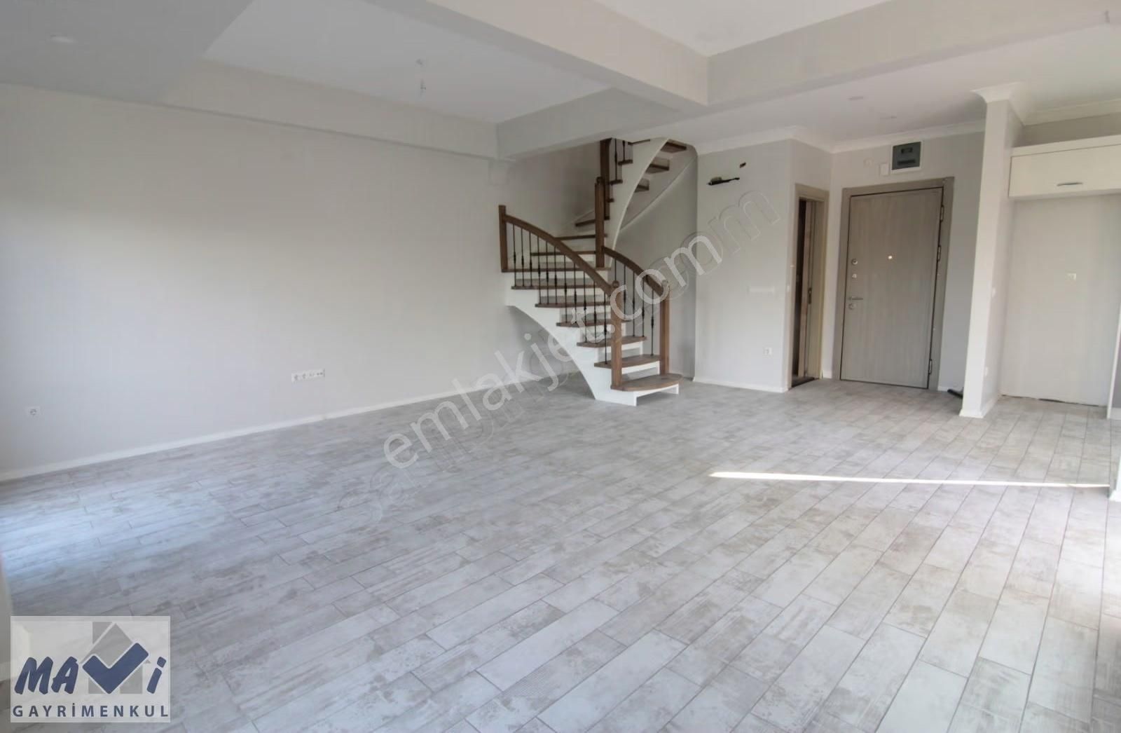 Mavi'den Kırkpınar'da Site İçi Bahçeli Havuzlu 3+1 Kiralık Villa - Görsel 13