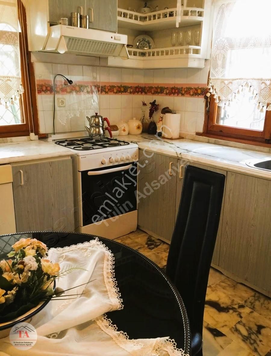 Bodrum Güvercinlikte Eşyalı 2+1 Bahçe Katı Kiralık Daire - Görsel 17