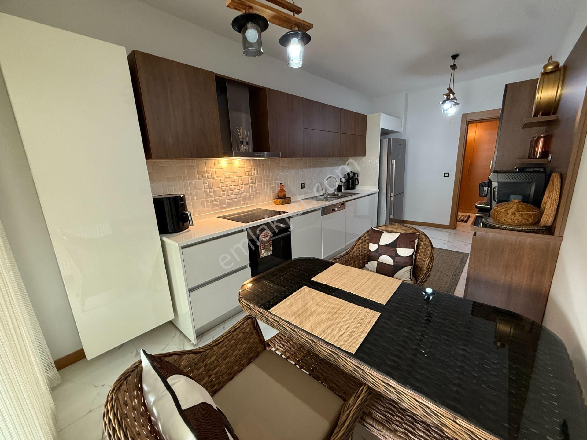 Park Yaşam Santorini Satılık 3+1 Daire Ara Kat Peyzaj Manzaralı - Görsel 5