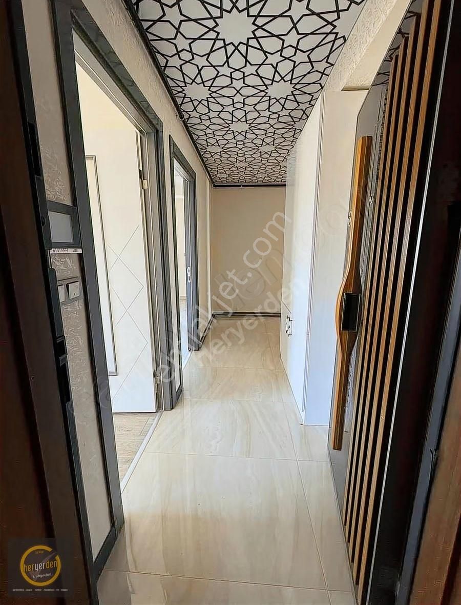 Karabağ'larda Harika Teras Manzaralı 4+1 Satılık Daire - Görsel 9
