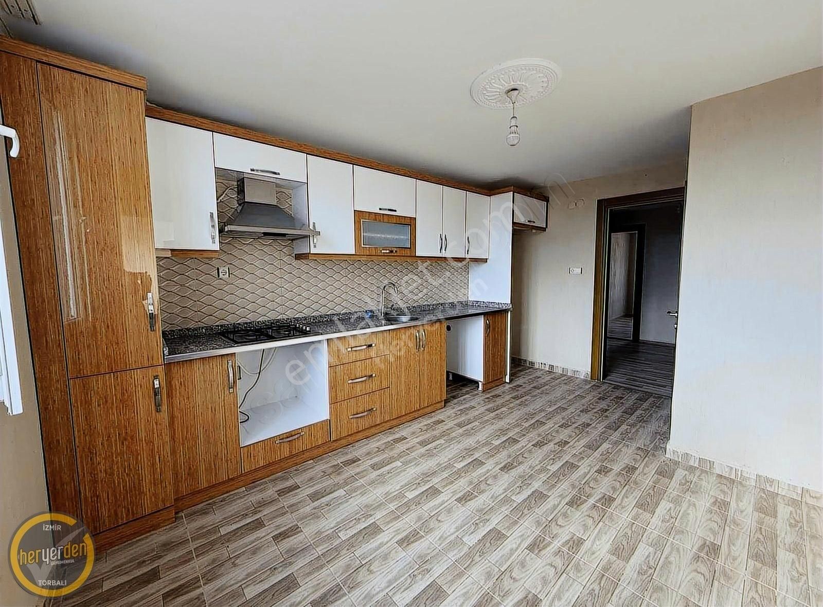 Kiralık Torbalı Atatürk'te Geniş, Kilerli 2+1 Daire