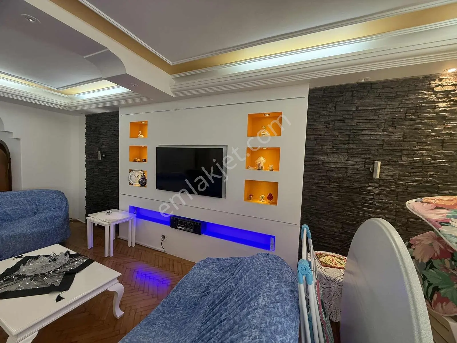 Emsalsiz Bir Yaşam: Denize Sıfır 7+1 Müstakil Villa - Görsel 4