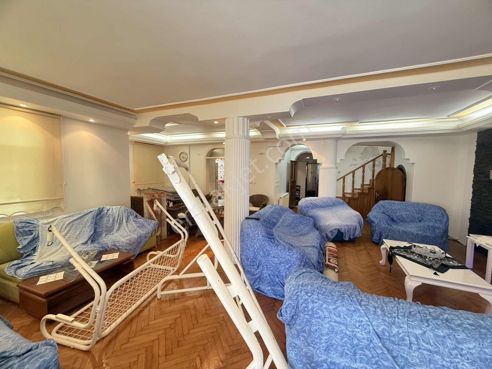 Emsalsiz Bir Yaşam: Denize Sıfır 7+1 Müstakil Villa - Görsel 9