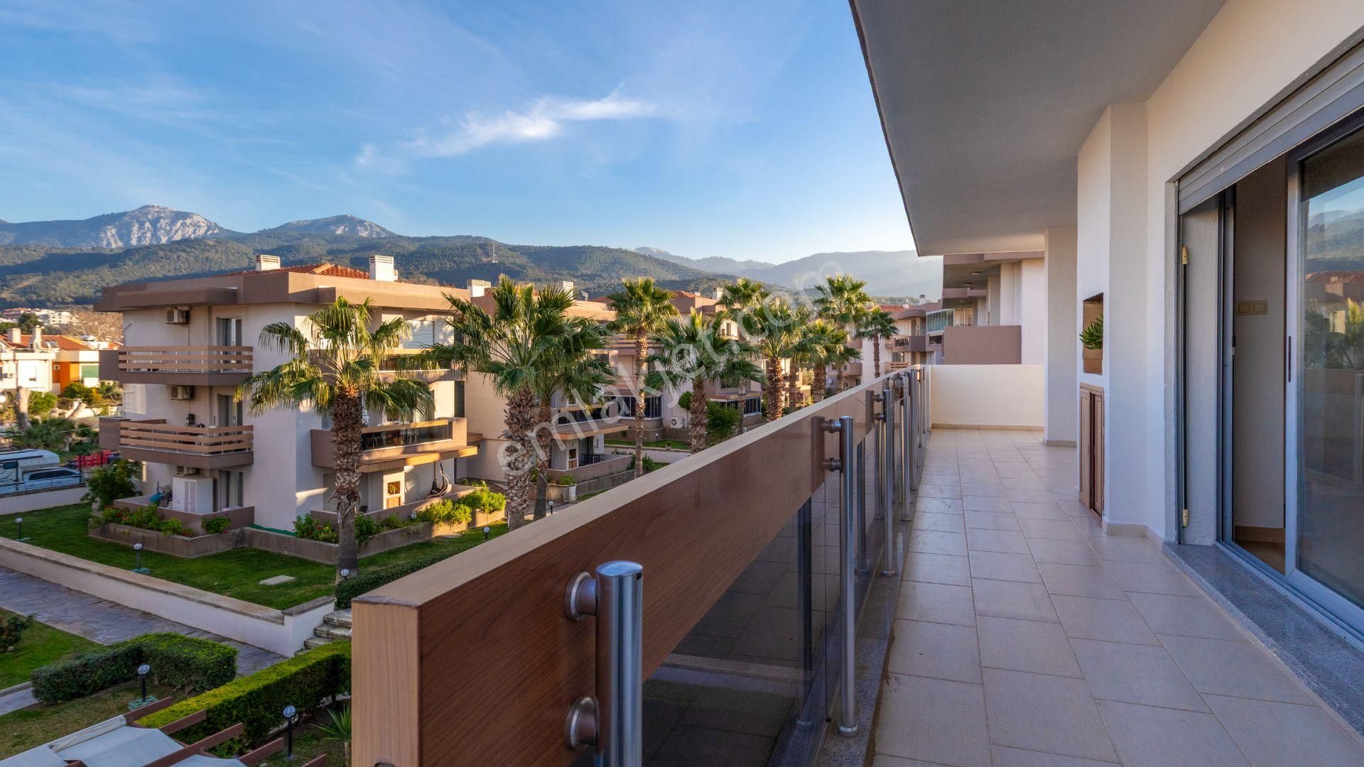 Güzelbahçe Oasis Evleri Satılık 4+1 Teraslı Dubleks Daire Boş - Görsel 5