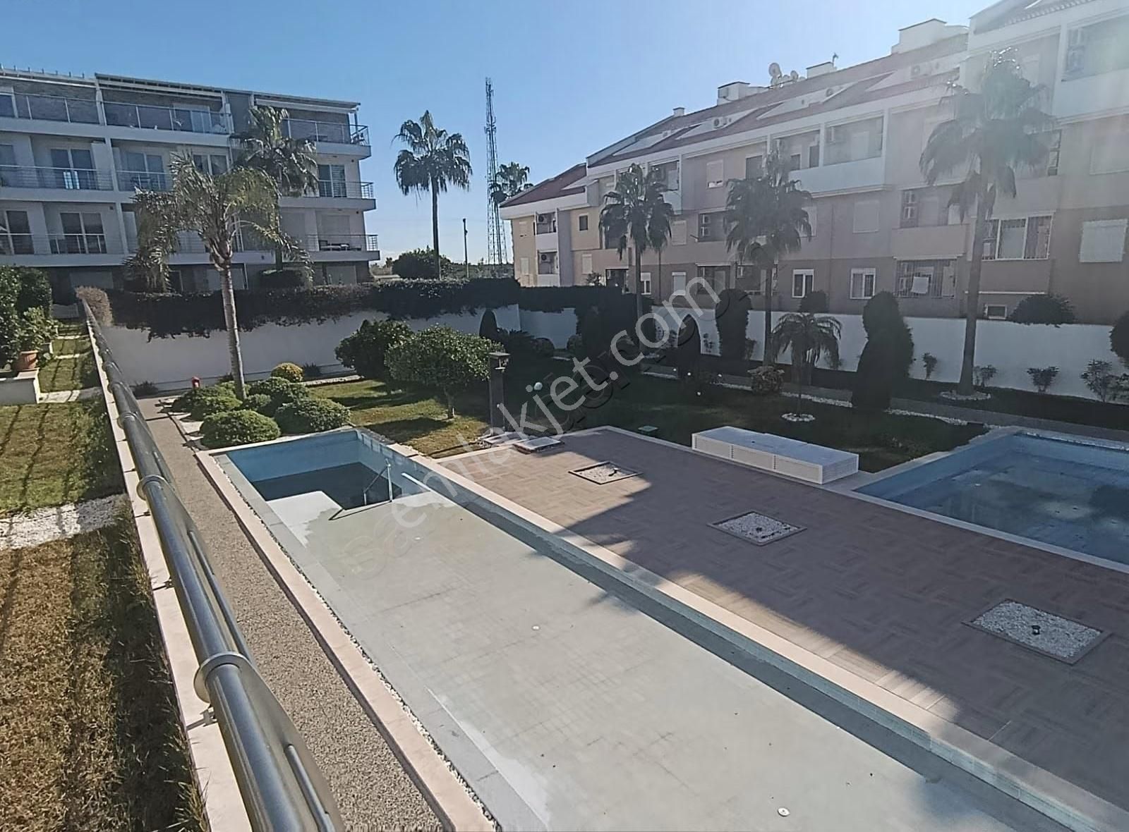 Nympheum Sitesinde Özel Bahçeli Satılık 2+1 Daire - Görsel 2