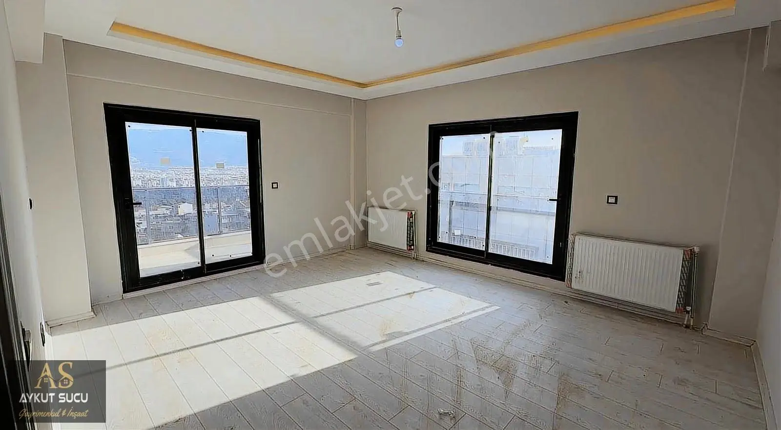 Ana Caddeye Sıfır, Manzaralı, Site İçi 3+1 Ultra Lüks