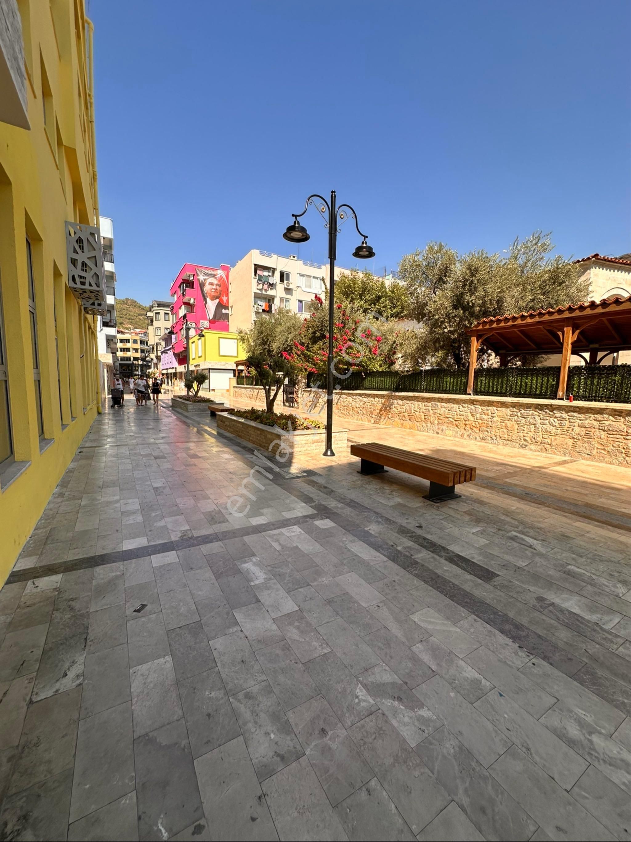 Marmaris Merkez’de Satılık Emsalsiz Deniz’e 50m Dükkan - Görsel 12