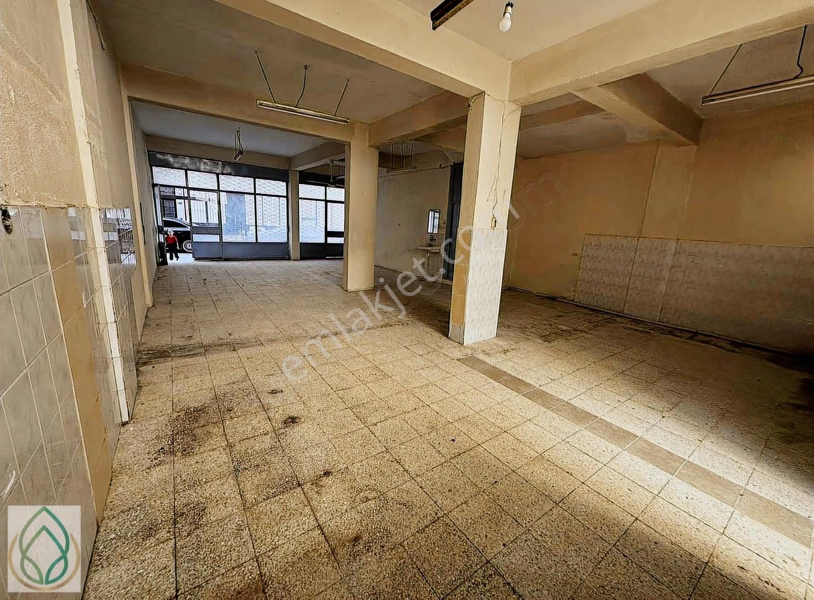 Yeşiova Da Kiralık Dükkan