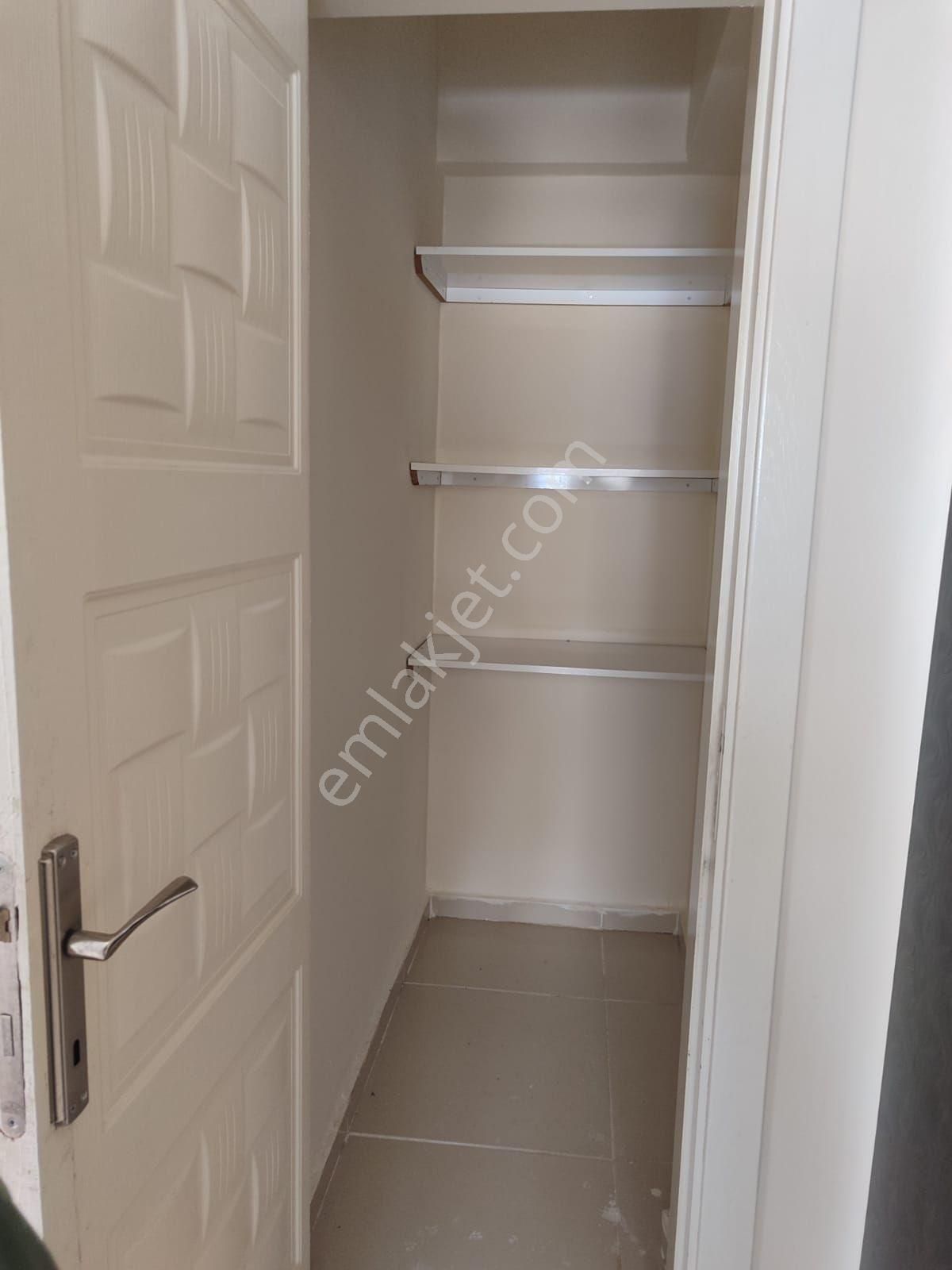 Akçe'den Merkezi Lokasyonda Bakımlı Ara Kat Fırsat Daire - Görsel 8