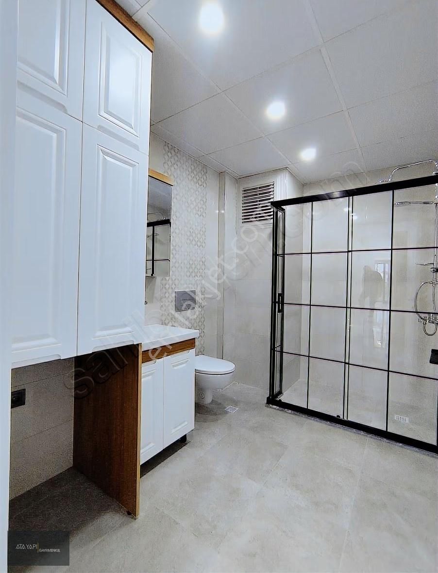 Şemikler'de Tüm Odaları Kullanışlı Ön Cephe Daire - Görsel 11