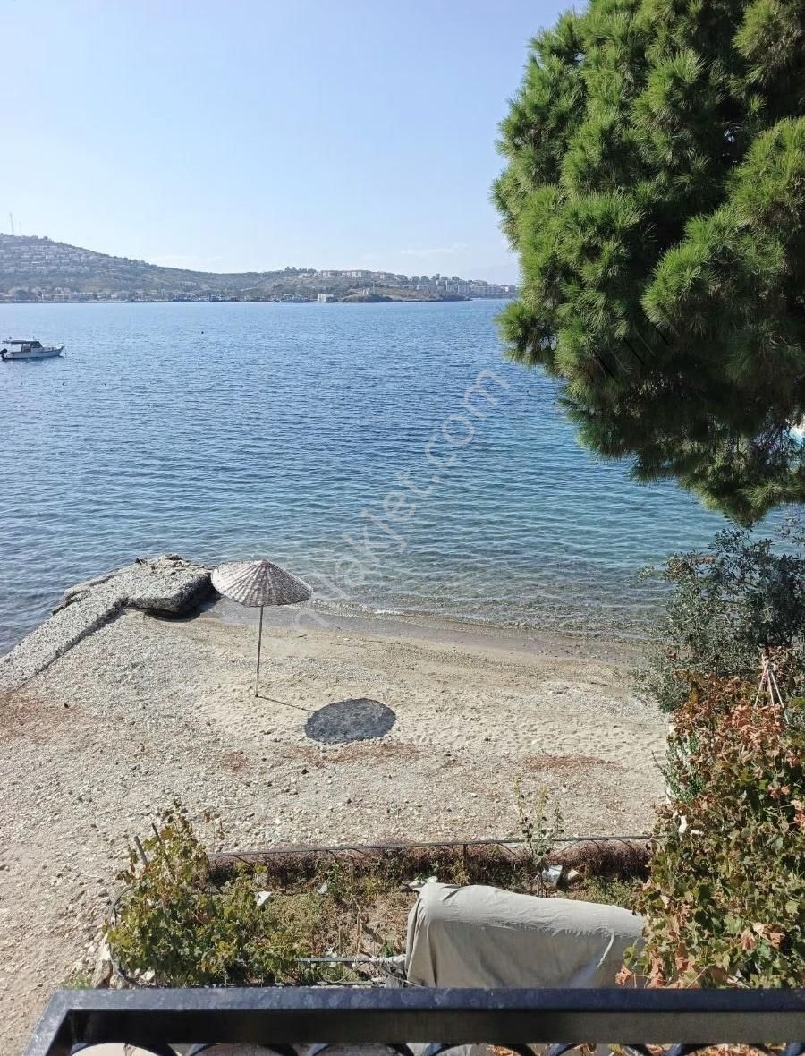 Foça İsmetpaşa'da Denize Sıfır 2+1 Daire - Görsel 30