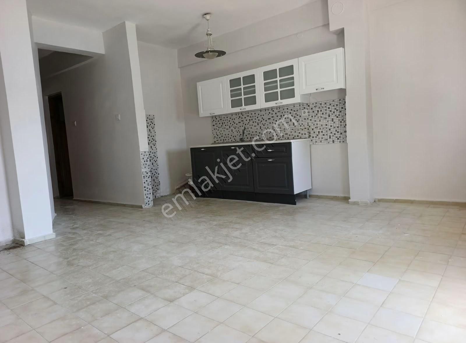 Foça İsmetpaşa'da Denize Sıfır 2+1 Daire - Görsel 25