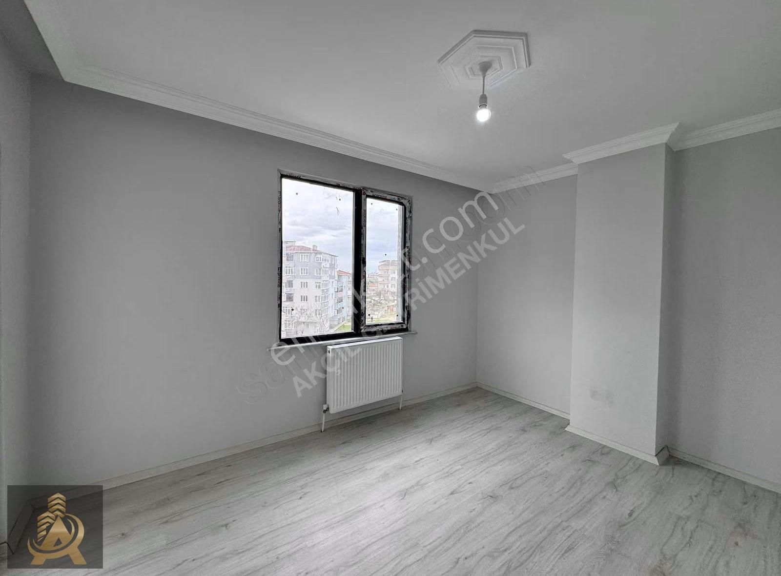 Akçil'den Satılık 2+1 Sıfır Daire Ara Kat Ön Cephe İskanlı - Görsel 12
