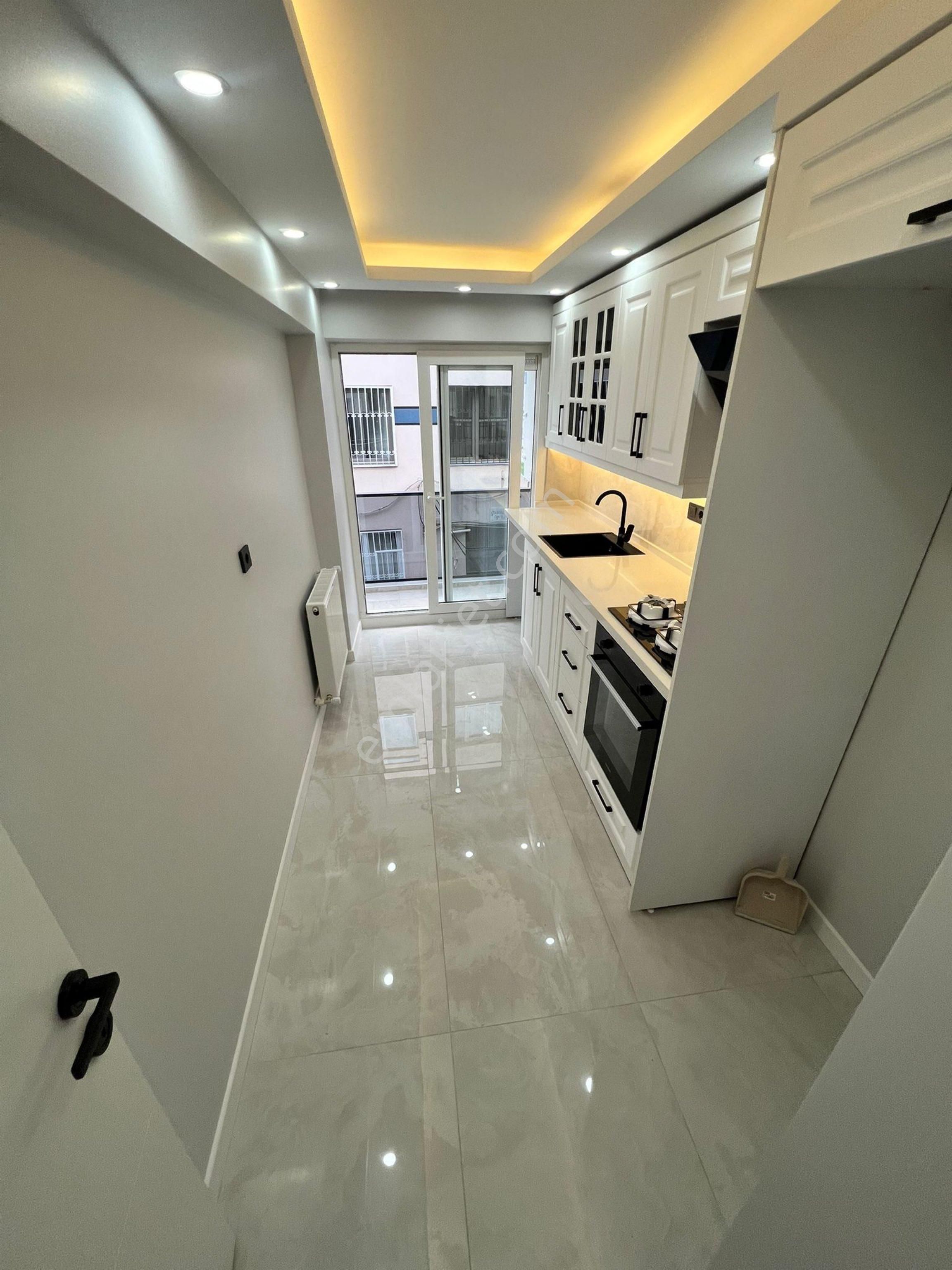 İzmirspor Metrosuna Yakın Ultra Lüks Satılık 3 + 1 Daire - Görsel 20