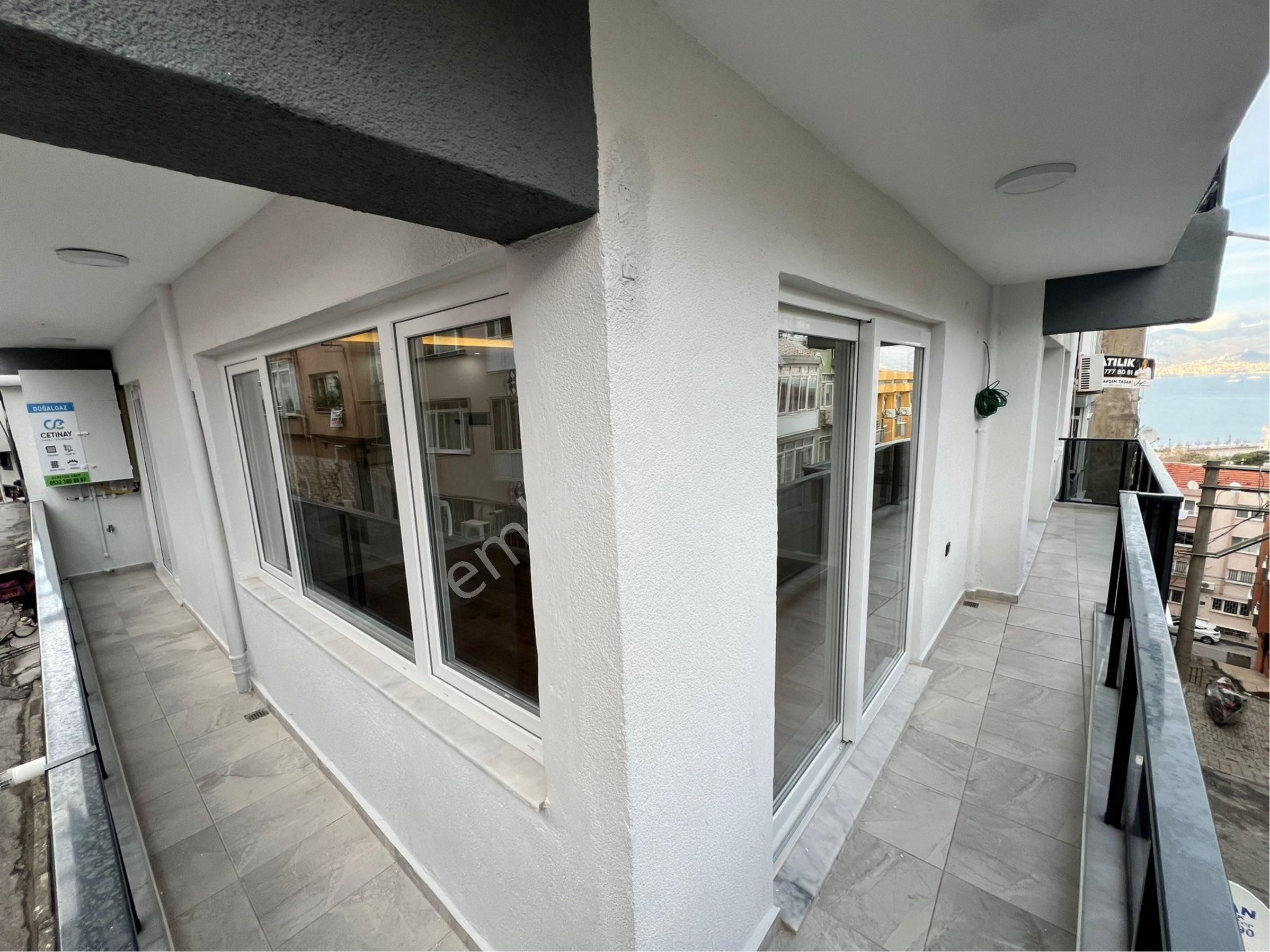 İzmirspor Metrosuna Yakın Ultra Lüks Satılık 3 + 1 Daire - Görsel 13