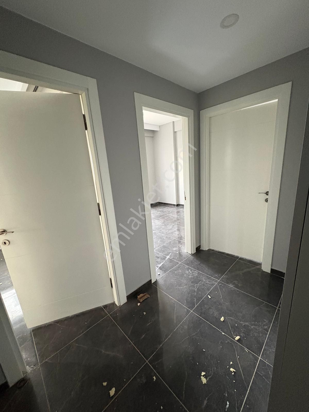 Aydınlar Da Site İçerisin De Havuzlu Güvenlikli 2+1 Kiralık Daire - Görsel 10