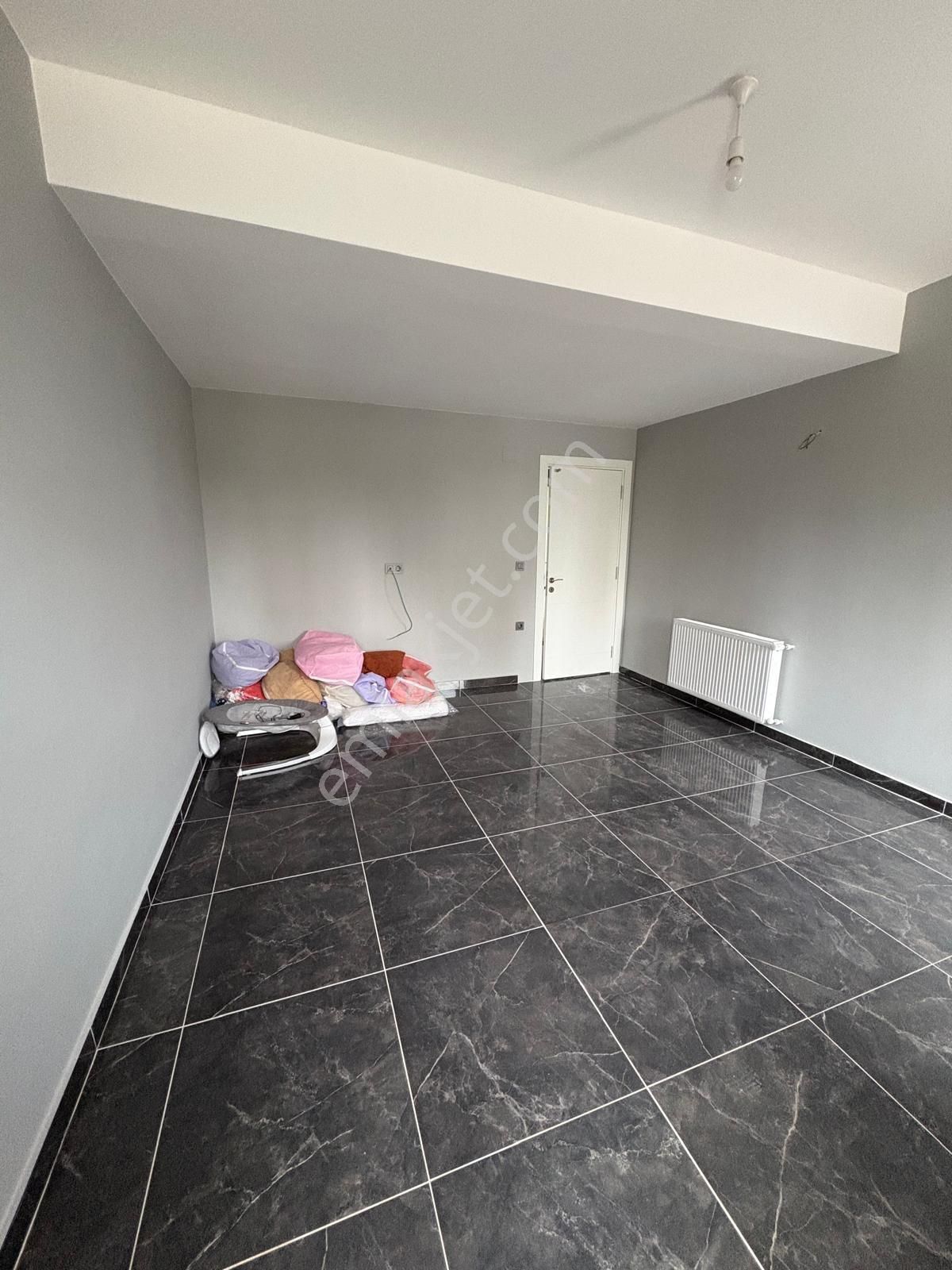 Aydınlar Da Site İçerisin De Havuzlu Güvenlikli 2+1 Kiralık Daire - Görsel 12