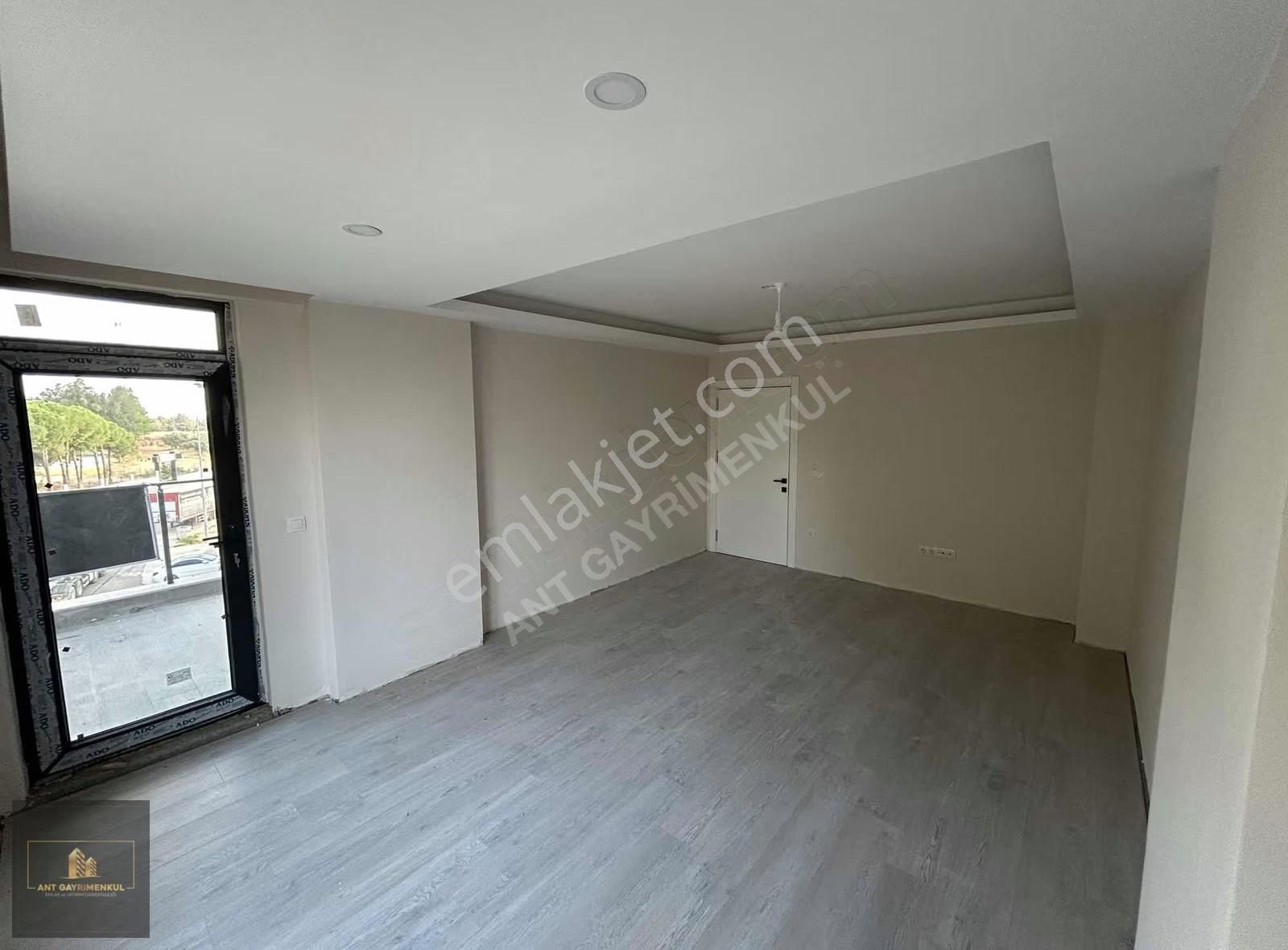 Macun 'da Havuzlu Site İçi 2+1