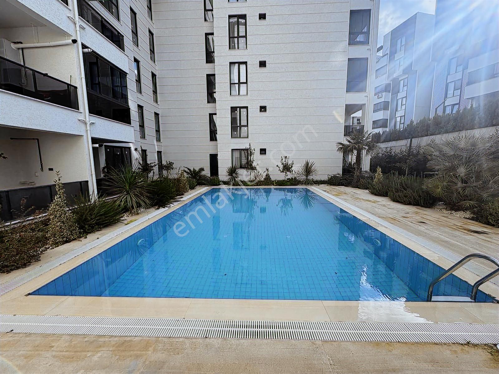 Havuzlu, Kapalı Otoparklı Sitede Sıfır Arakat 2+1 Daire - Görsel 5