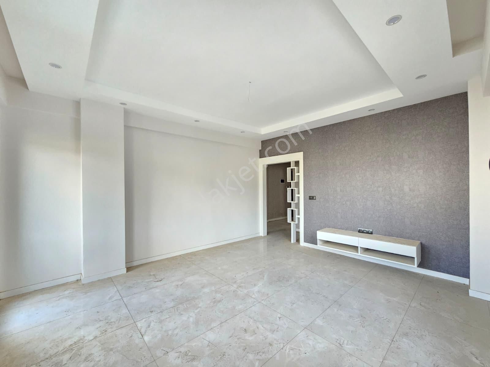 Denizli Çakmak'ta 3+1 150 M2 Mükemmel Konumda Satılık Lüks Daire - Görsel 11