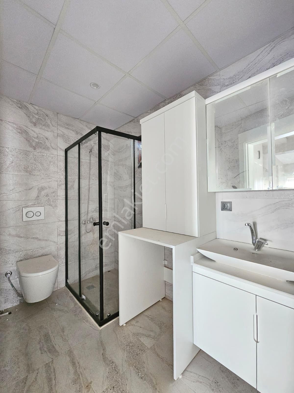 Denizli Çakmak'ta 3+1 150 M2 Mükemmel Konumda Satılık Lüks Daire - Görsel 26