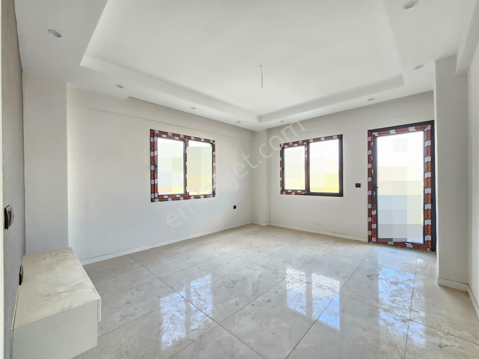 Denizli Çakmak'ta 3+1 150 M2 Mükemmel Konumda Satılık Lüks Daire - Görsel 9