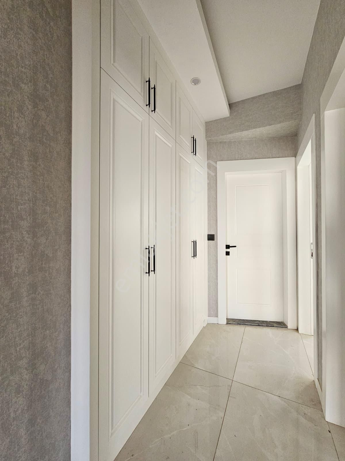 Denizli Çakmak'ta 3+1 150 M2 Mükemmel Konumda Satılık Lüks Daire - Görsel 27