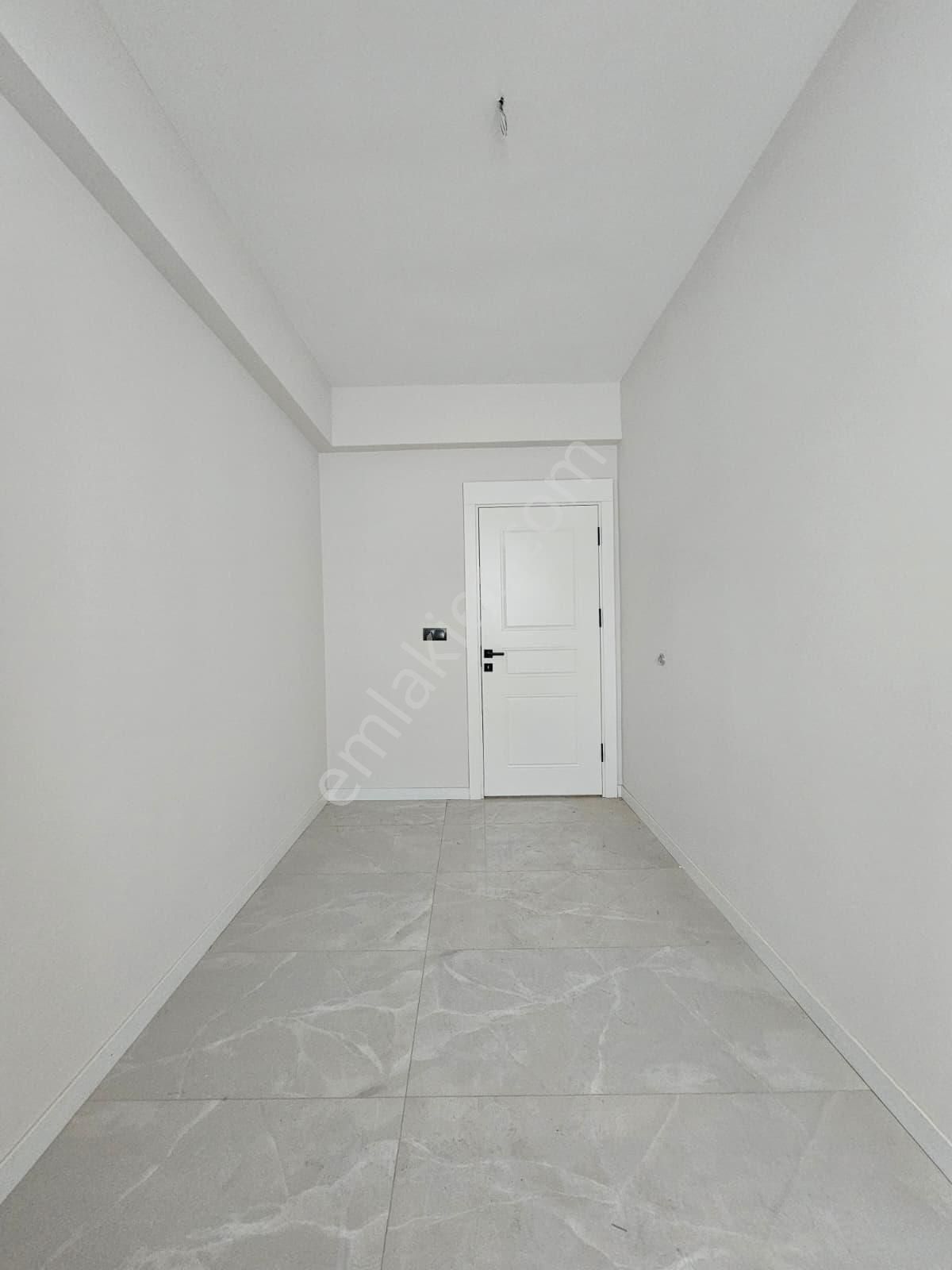 Denizli Çakmak'ta 3+1 150 M2 Mükemmel Konumda Satılık Lüks Daire - Görsel 32