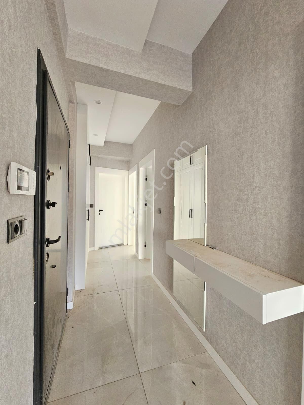 Denizli Çakmak'ta 3+1 150 M2 Mükemmel Konumda Satılık Lüks Daire - Görsel 30