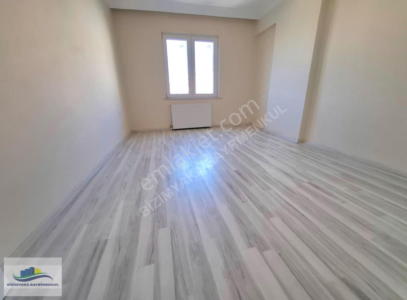 Bizimyaka Dan 3+1 Arakat Asansörlü Köşe Başi Daire - Görsel 4