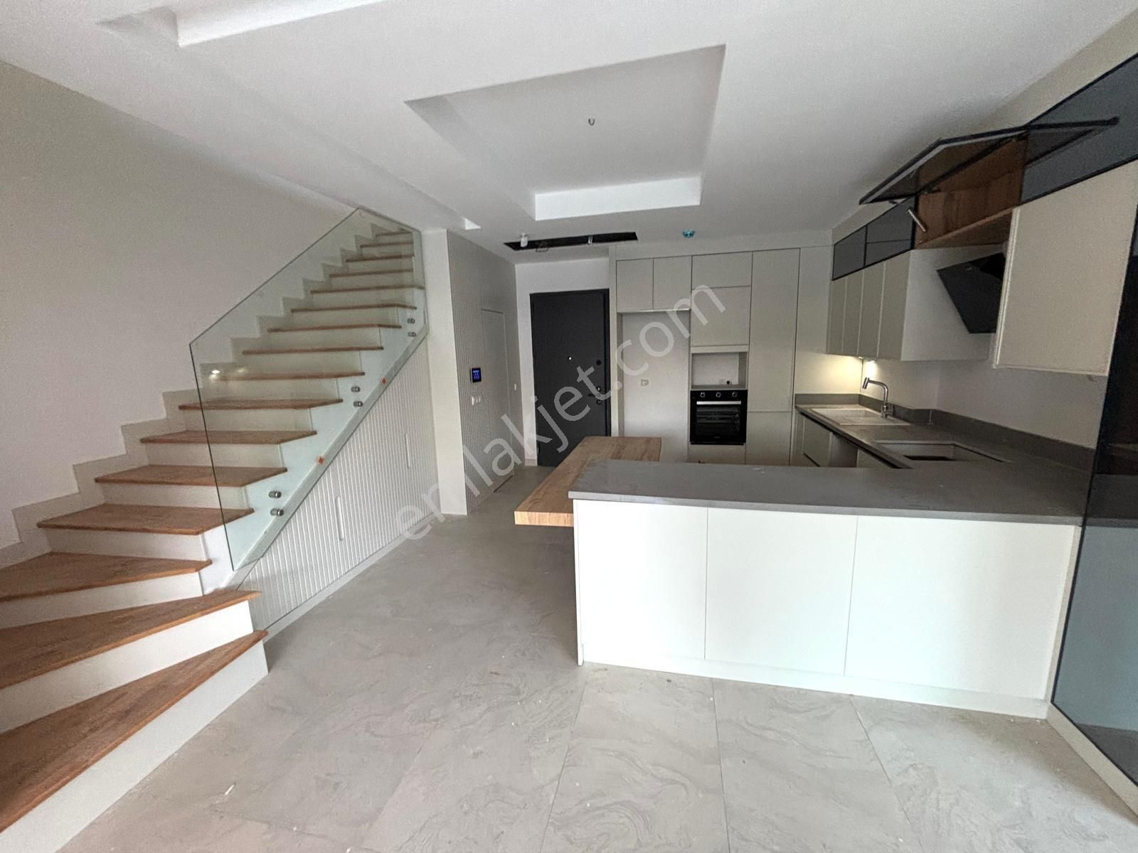 Kuşadası Davutlar’da‎özel Havuzlu Lüks 3+1 Villa - Görsel 8