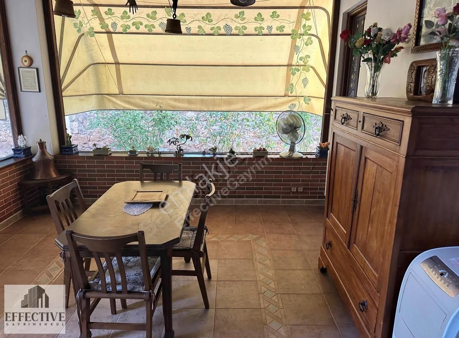 Döşemealtı 2080 M² Arsa İçinde Vintage 4+1 Mükemmel Villa - Görsel 8