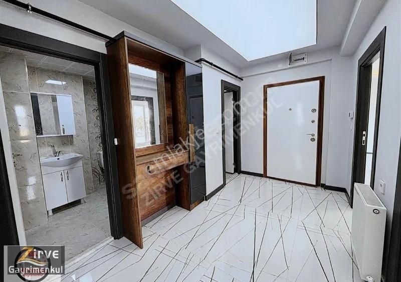 Zirve'den Kat Konumunda Masrafsız 2+1 Lüks Daire - Görsel 2