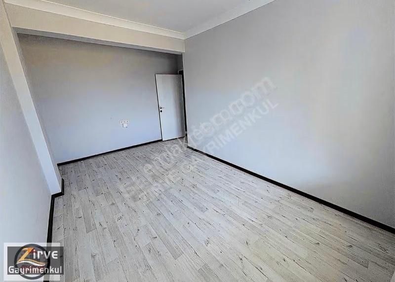 Zirve'den Kat Konumunda Masrafsız 2+1 Lüks Daire - Görsel 3