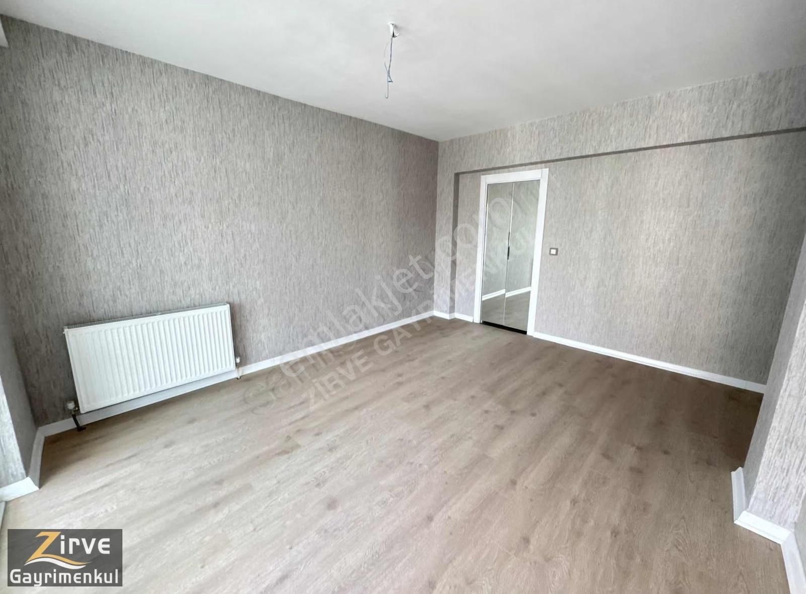 Zirve Emlaktan Hastane Yakını Cadde Üzeri Lüks Daire - Görsel 11