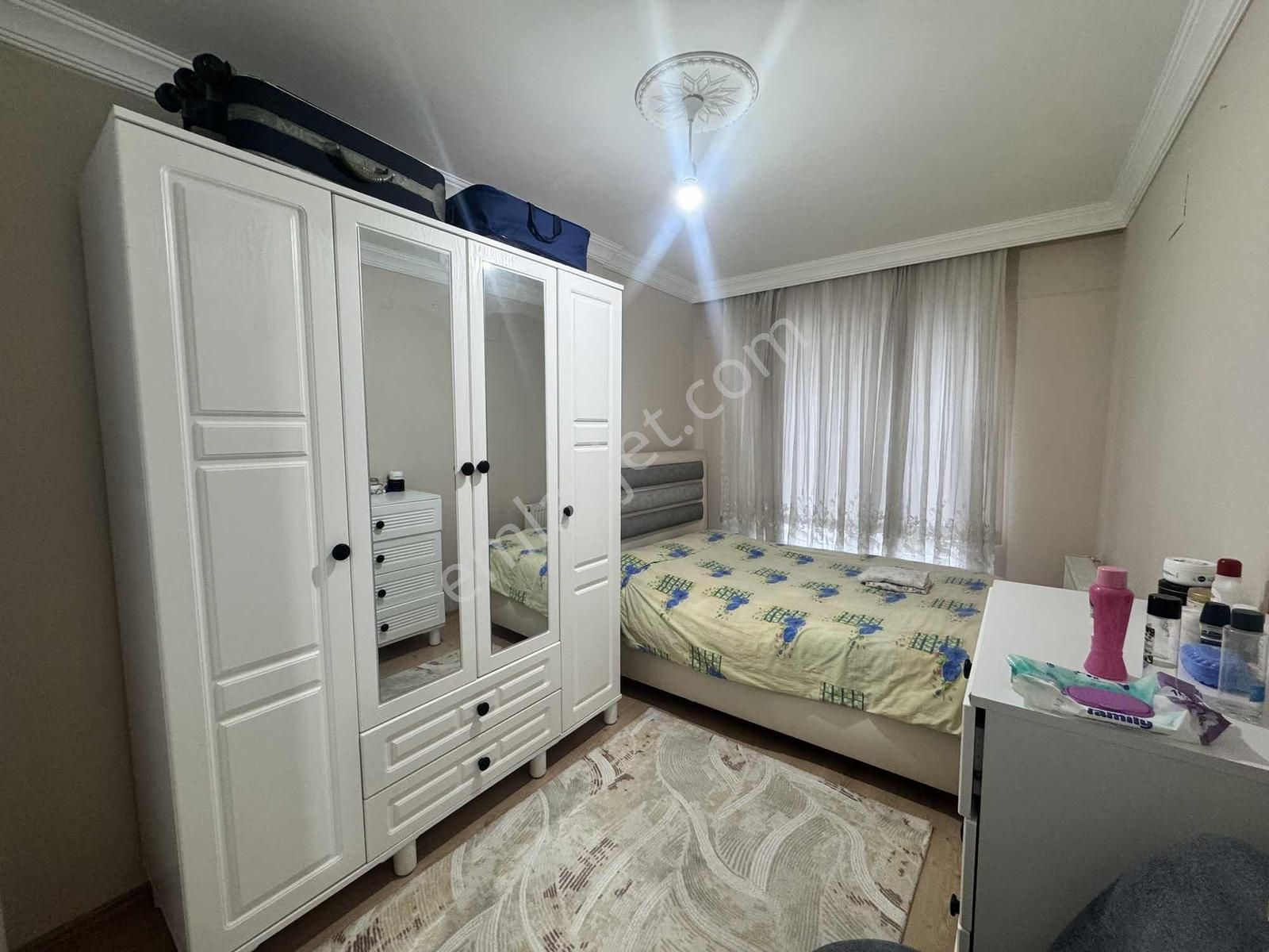 Cevizlik Cad. Üzerinde Aile Binasında 2+1 Arakat Daire - Görsel 10