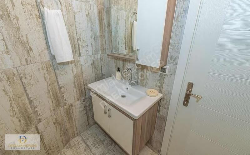 Akarca Mah. Havuzlu Sitede Eşyalı 3+1 Daire - Görsel 31