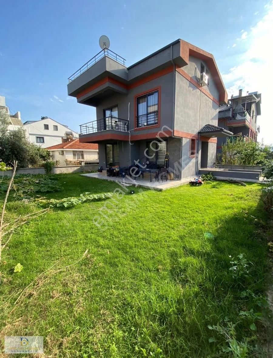 Karagedık Mah , 5+1 Tam Müstakıl Satılık Villa