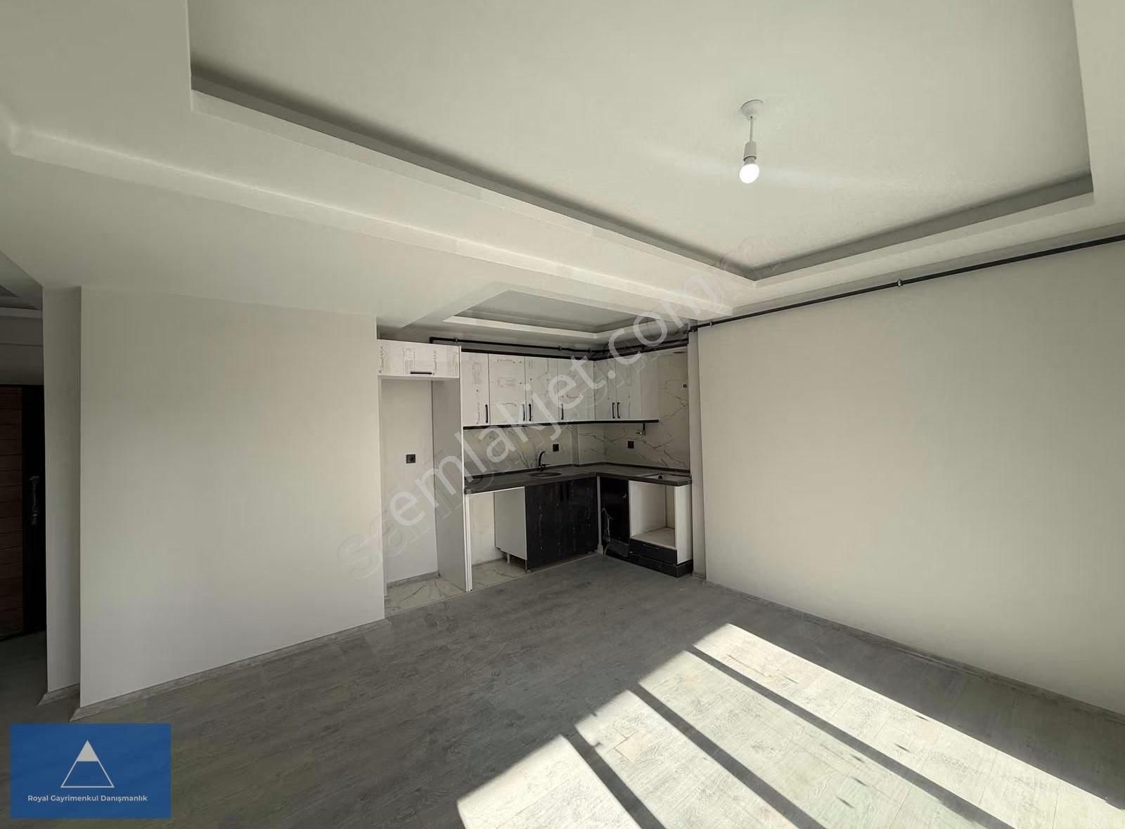 Toplu Konut Bulvarına Cephe 2+1 Satılık Daire - Görsel 8