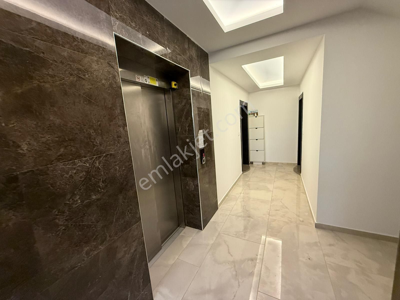 ‎🏡 Hazar Gayrimenkulden | Havuzlu Sitede Satılık 2+1 Daire - Görsel 11