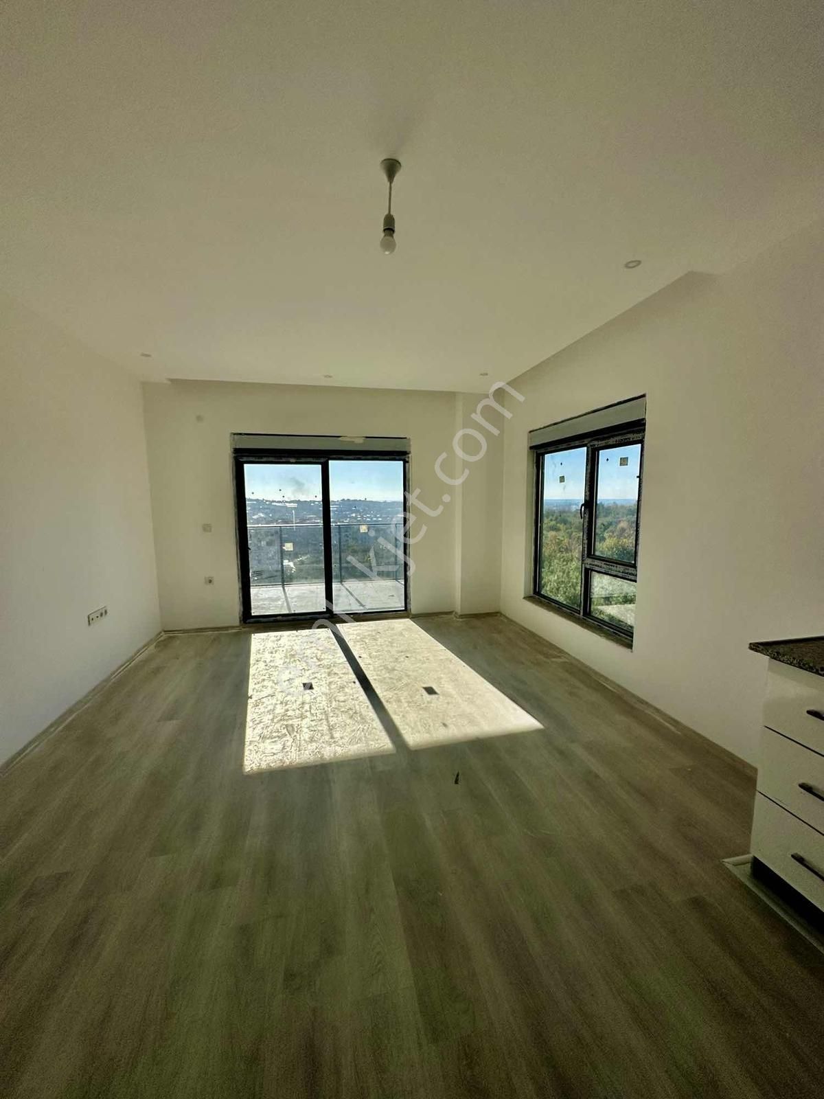 Alanya Çıplaklı'da Manzaralı 2+1 Sıfır Daire - Görsel 8